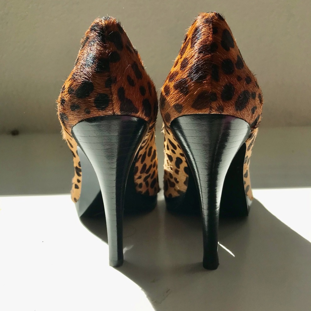 Pumps - Picture 4 of 7